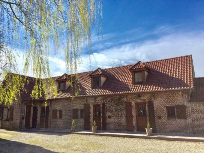Domaine Jeanne D'Arc Bed & Breakfast Valhuon Exterior photo